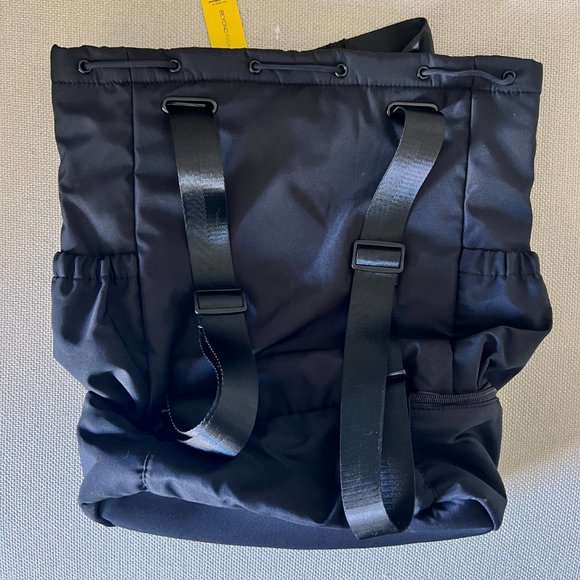 NWT Beyond Yoga Convertible Gym Bag main image 5